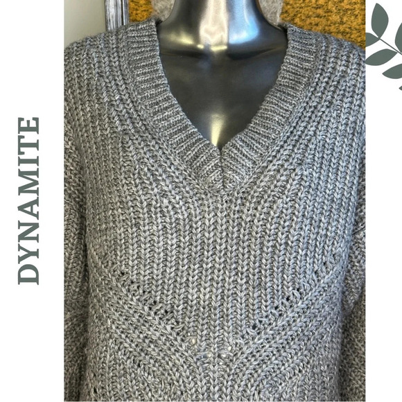 Dynamite Oversized Chunky Shaker Knit Grey Sweater V Neck Long Sleeve Sz Small - Picture 4 of 7